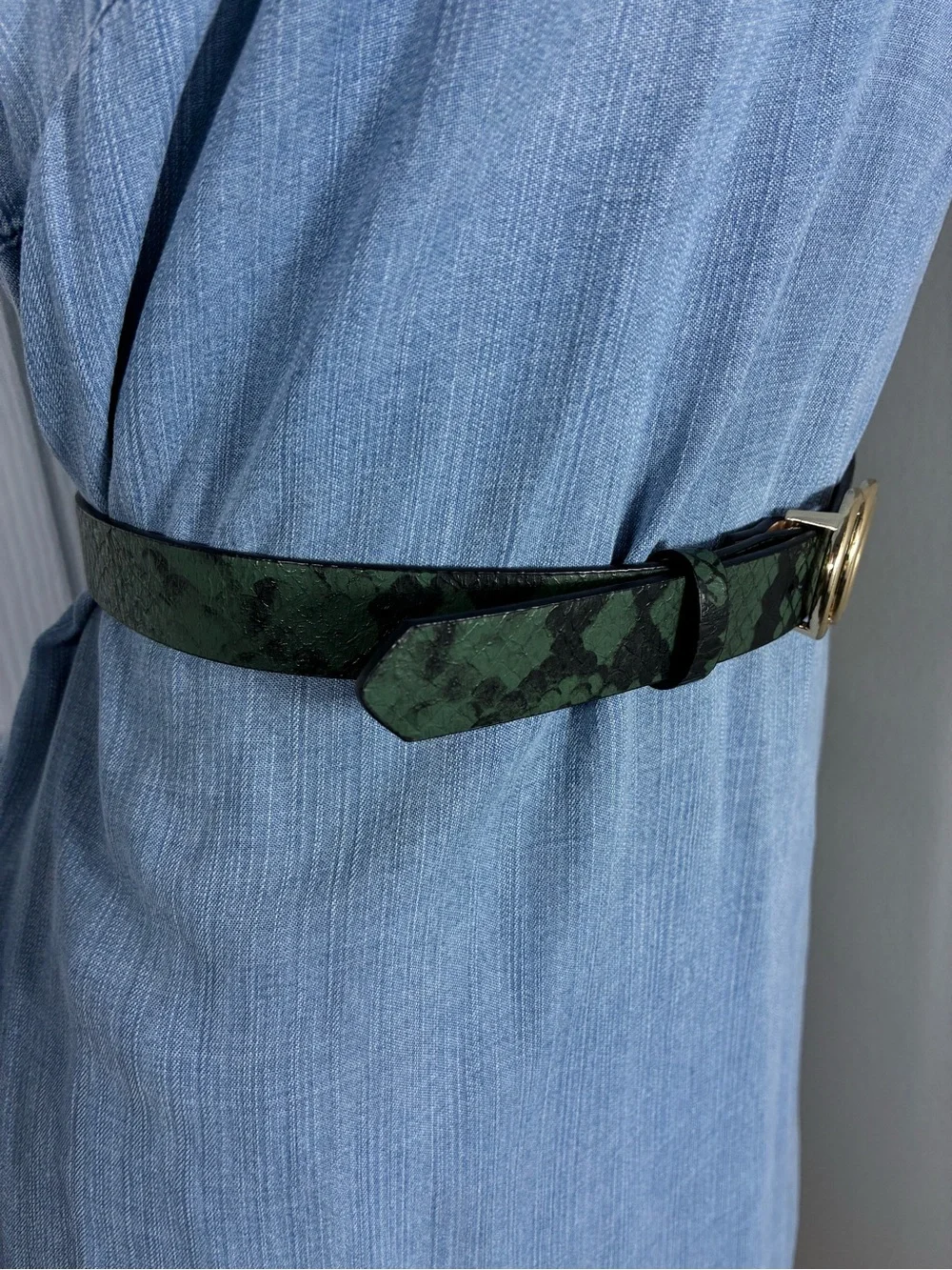 H&M Womens belt sz S Gold Double-Ring Green Snake-Embossed